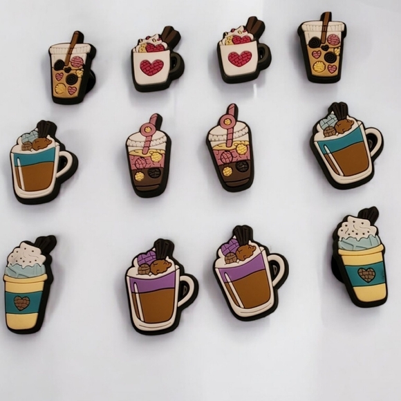 Drink Croc Charms - Picture 1 of 2